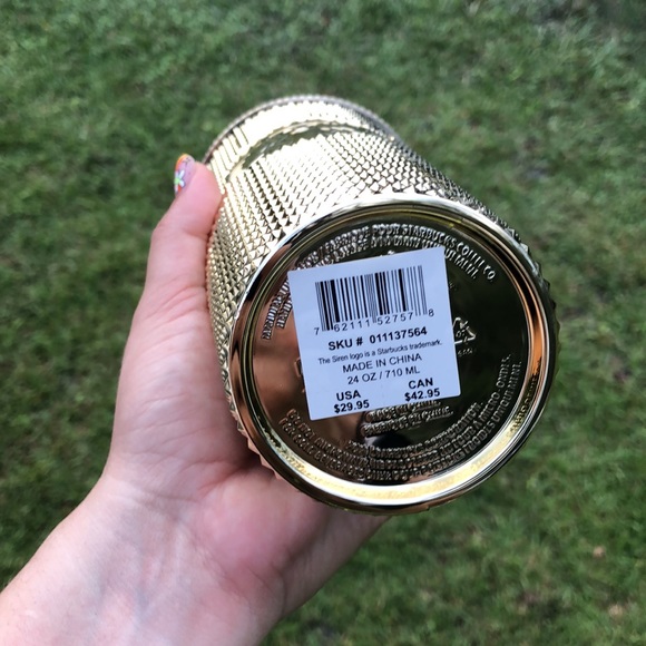 Starbucks Tumbler Gold Bling Studded Christmas 2022 Holiday 24oz Venti Cup NWT - Picture 2 of 4